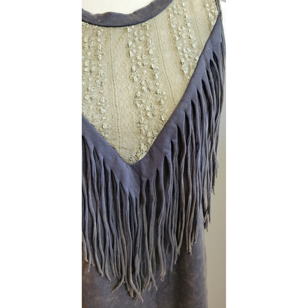 Cowgirl Legend Fringe & Lace Tank - Picture 4 of 6